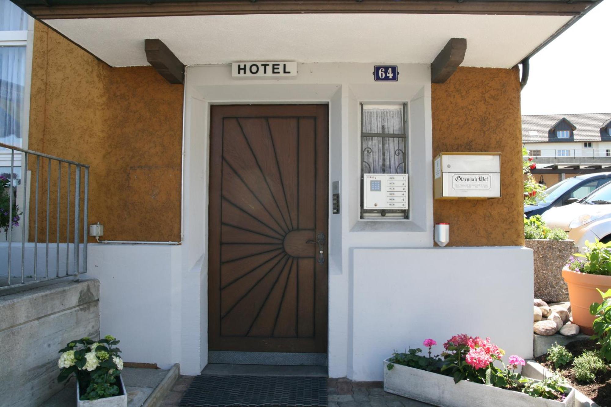 Hotel Glaernisch Hof Horgen Exterior photo