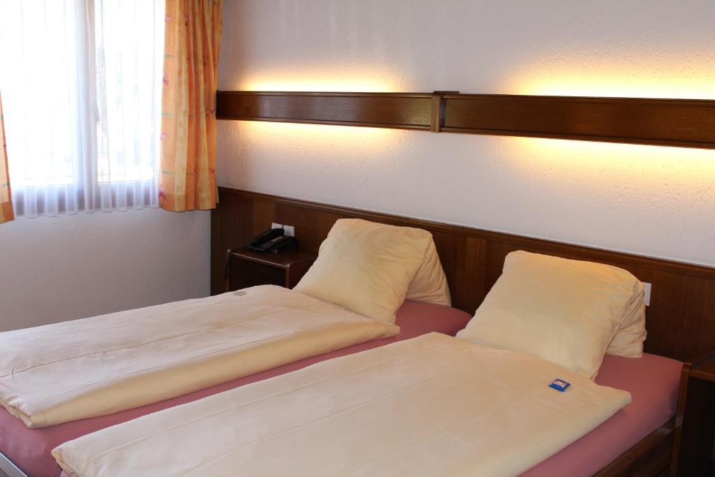 Hotel Glaernisch Hof Horgen Exterior photo
