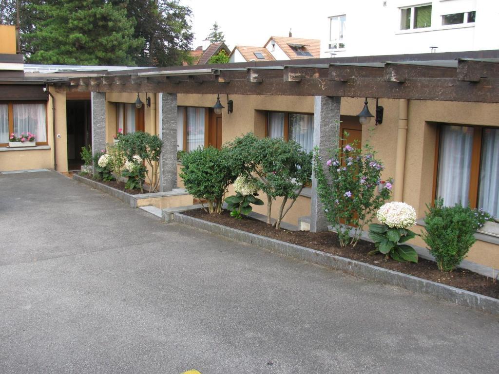 Hotel Glaernisch Hof Horgen Exterior photo